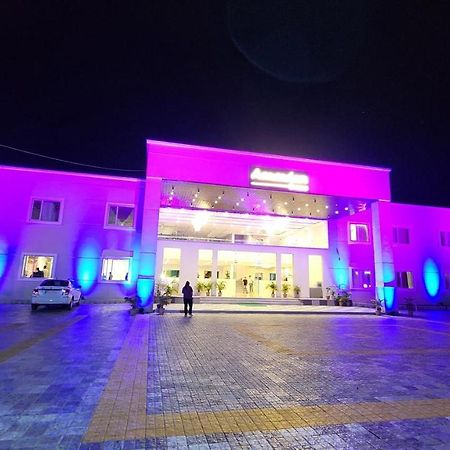 Aanandam Greens Hotell Sehore Exteriör bild